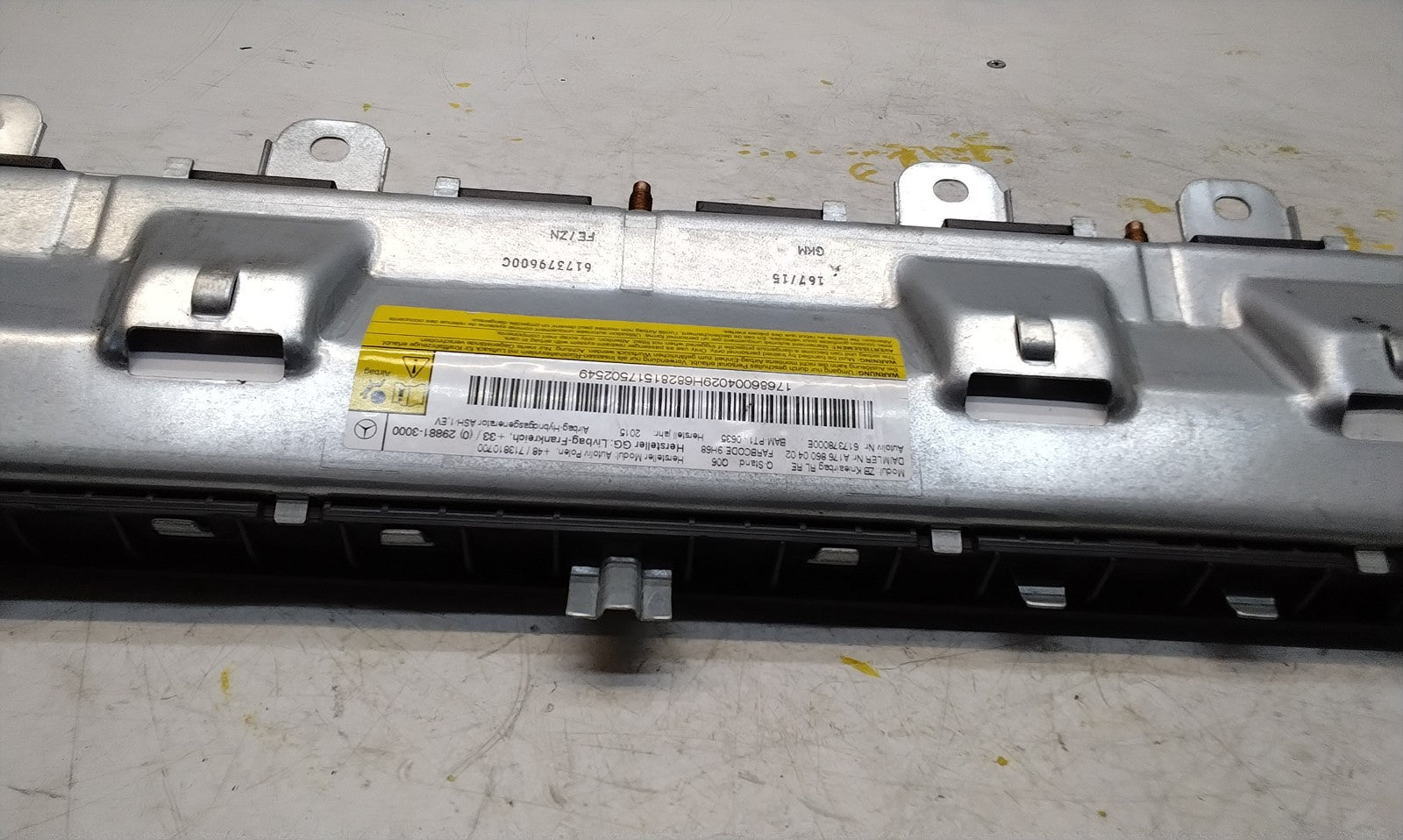MERCEDES BENZ A-CLASS W176 O/S/F DRIVER SIDE KNEE AIRBAG FM00755