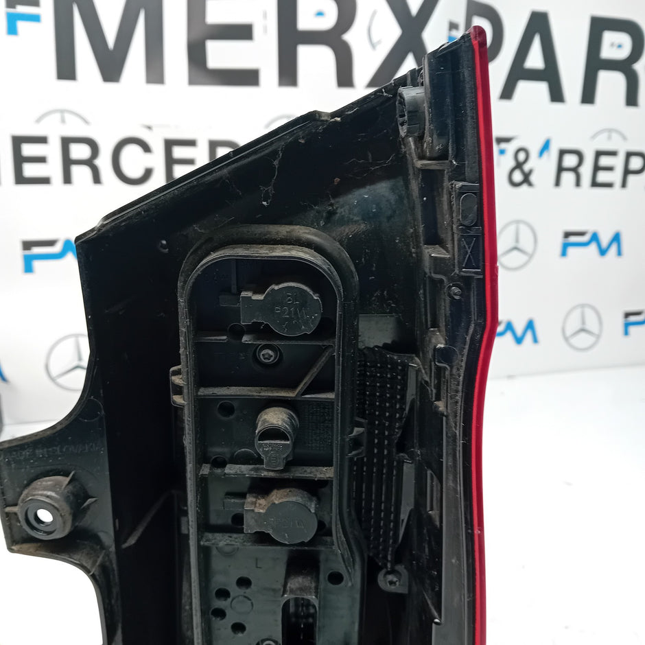 MERCEDES VITO W447 PASSENGER NS REAR TAIL LIGHT 2014 A4478200064 FMT194