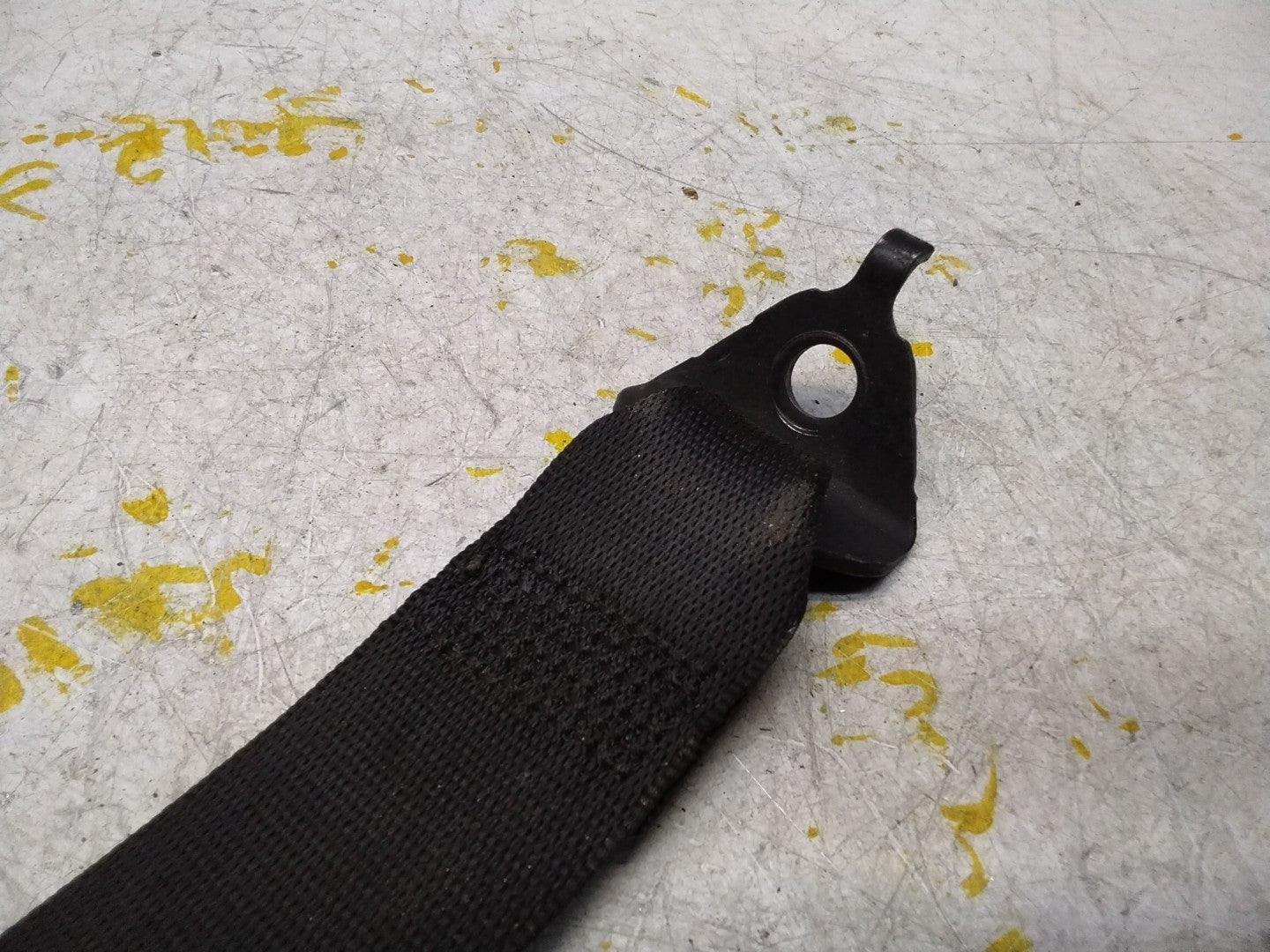 MERCEDES GLE W292 NEAR SIDE REAR SEAT BELT OEM A2928600185 FMS394 NSR