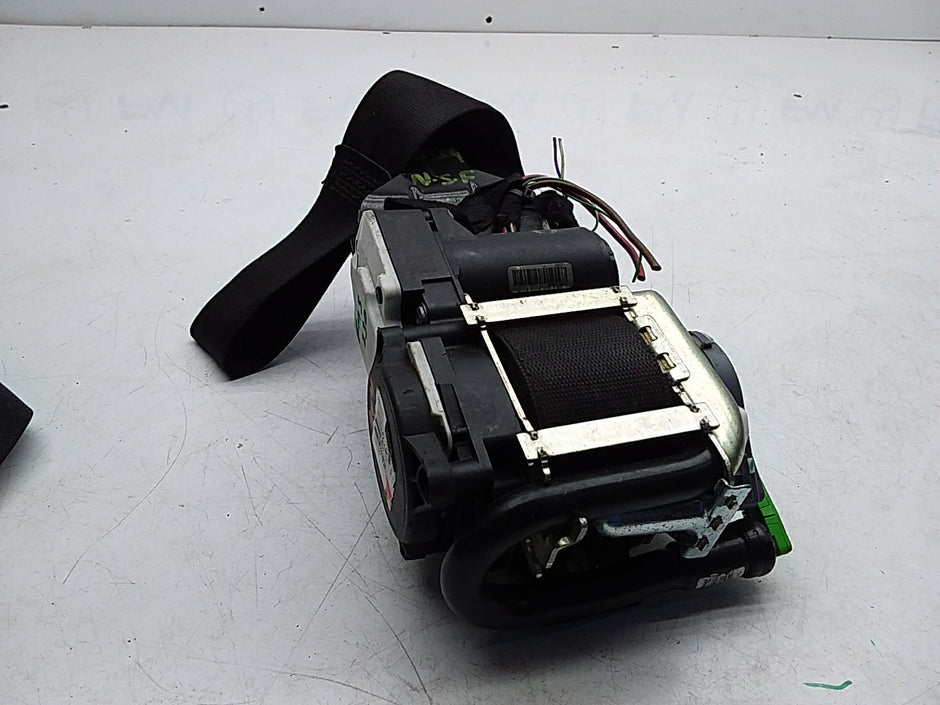 MERCEDES C-CLASS W204 SEAT BELT FRONT LEFT PASSENGER SIDE A2048601585 FMS230 NSF