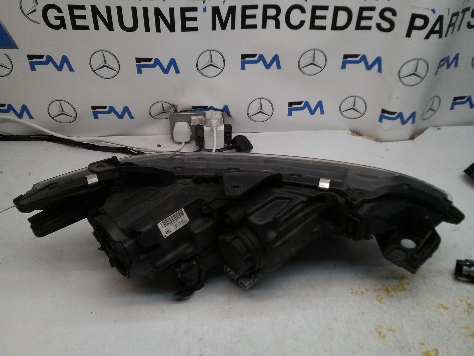 MITSUBISHI OUTLANDER MK3 2015 HEADLIGHT PASSENGER NS LEFT L0094I 086Q FMH169