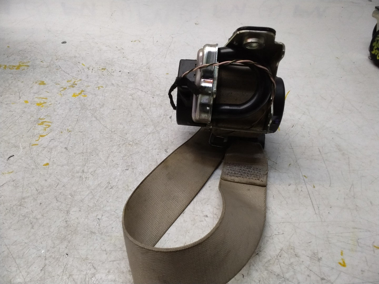 MERCEDES-BENZ C COUPE C205 W205  FRONT LEFT SEATBELT A2058601501 FMS310 NSF 