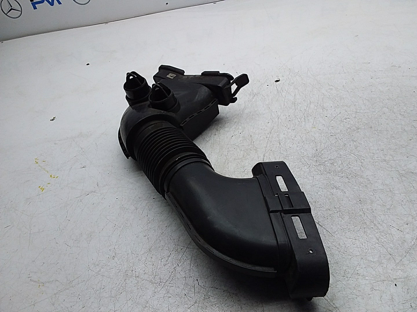 MERCEDES BENZ E-CLASS W213 AIR INTAKE TUBE A6540040097 FMI46