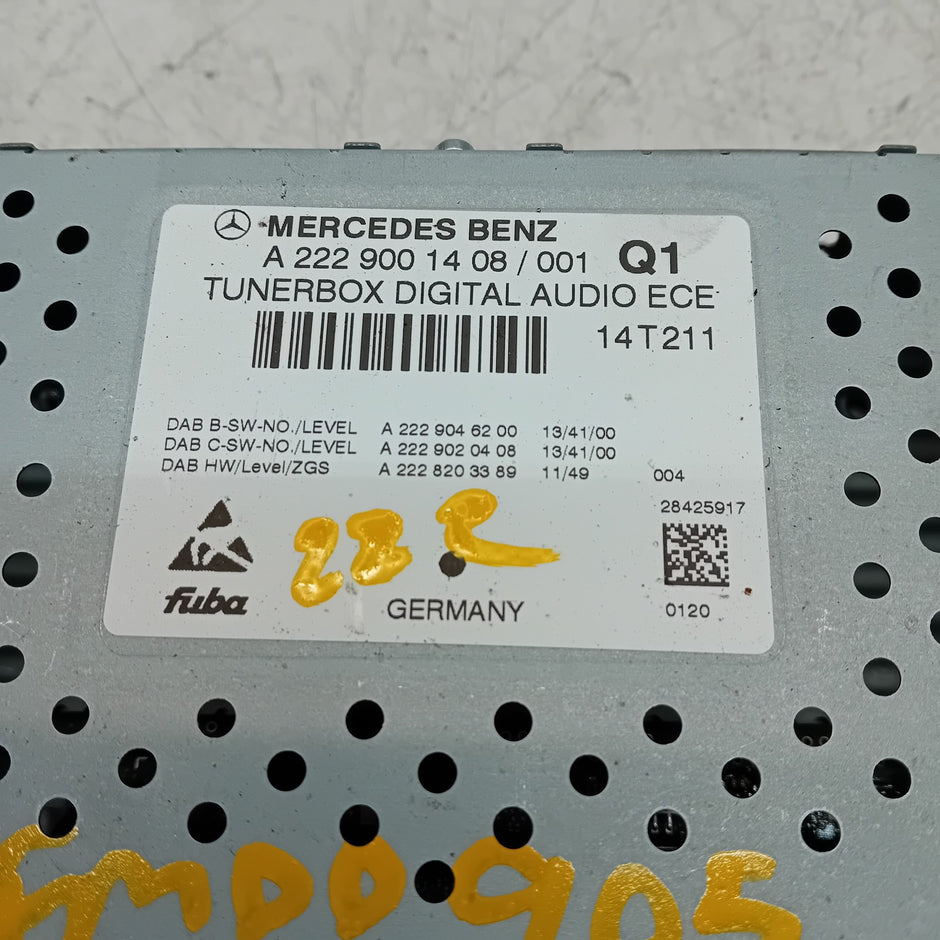 Mercedes Benz S Class Radio Tuner Box W222  2014-2021 A2229001408 FM00905