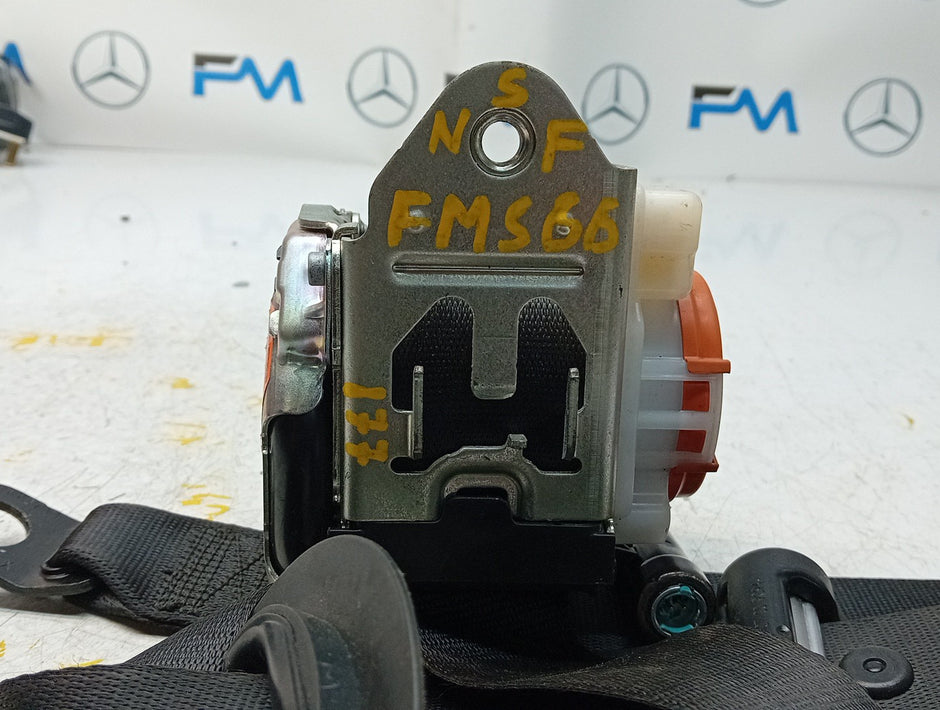 MERCEDES A CLASS  FRONT LEFT SEAT BELT WITH PRETENSIONER A1778600700 FMS66 NSF