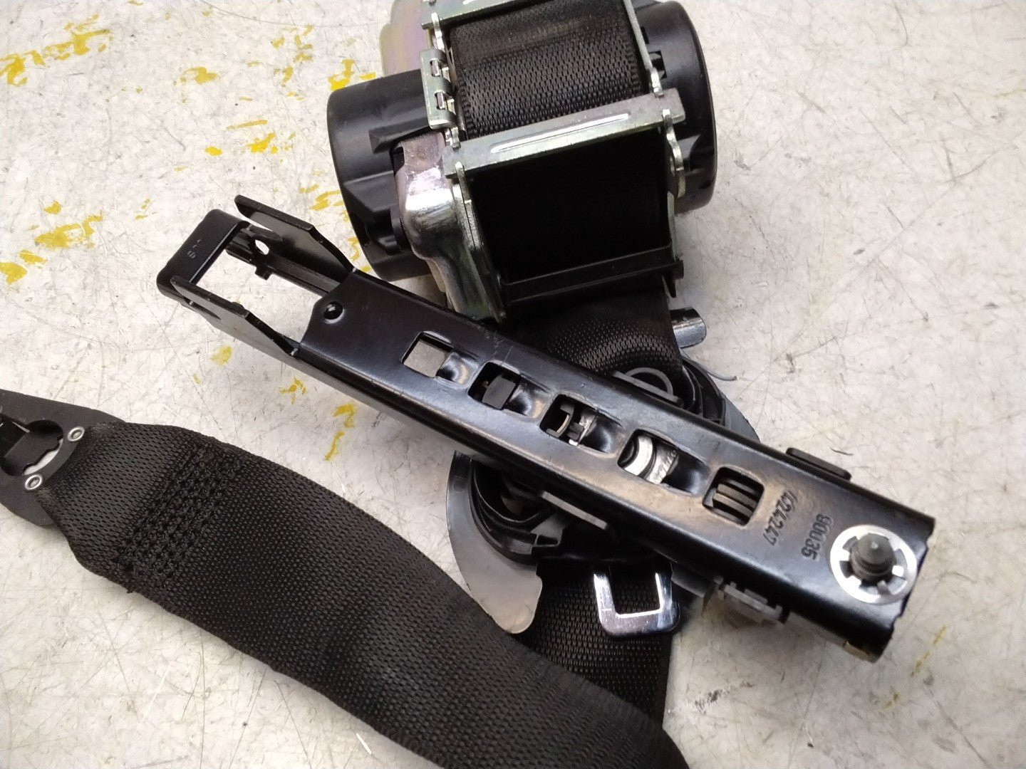 MERCEDES C-CLASS W205 SEAT BELT REAR RIGHT DRIVER SIDE A2058600285 FMS334 NSF