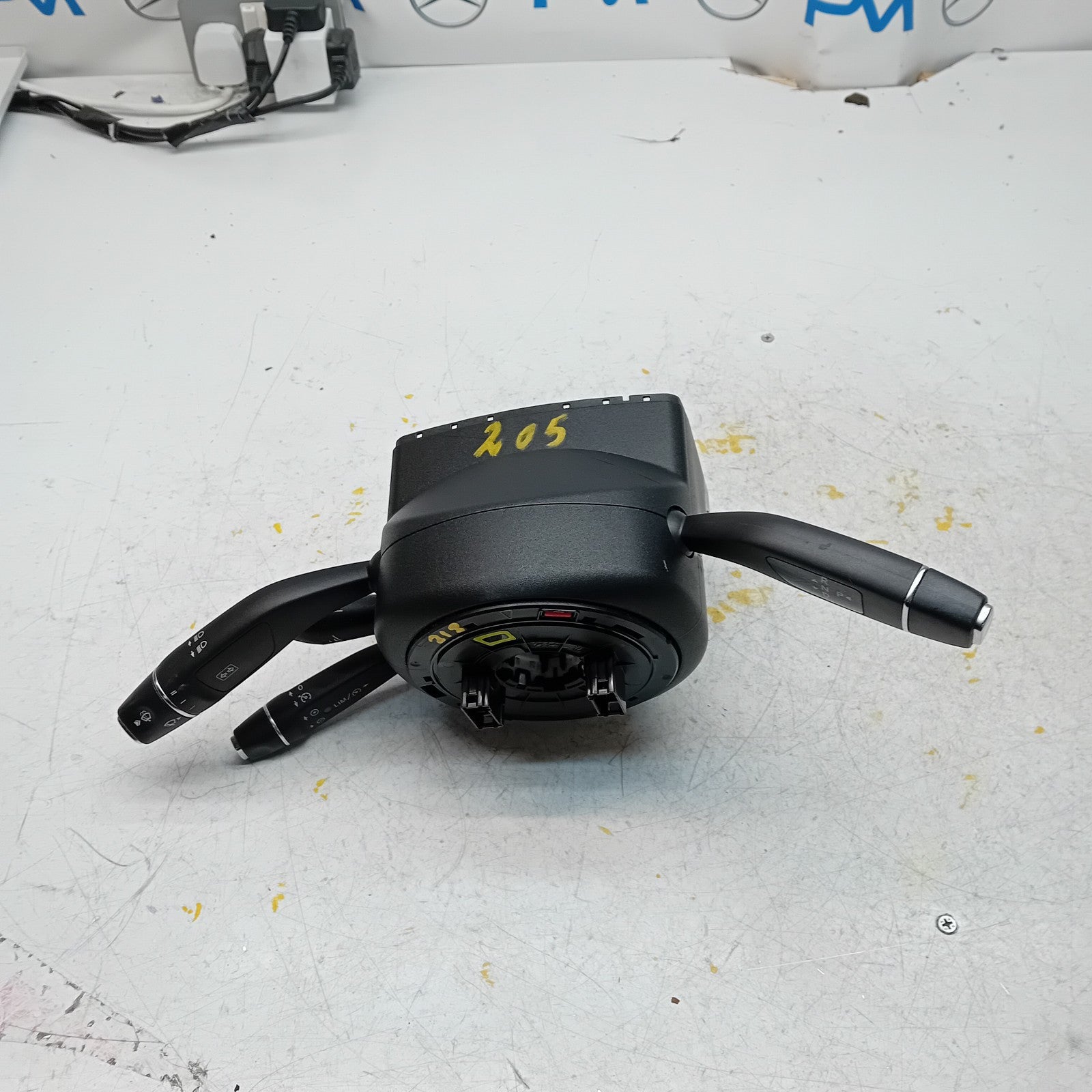 Mercedes E-CLASS W213 INDICATOR/WIPER GEAR SELECT + SQUIB  A2139007810 FM00903