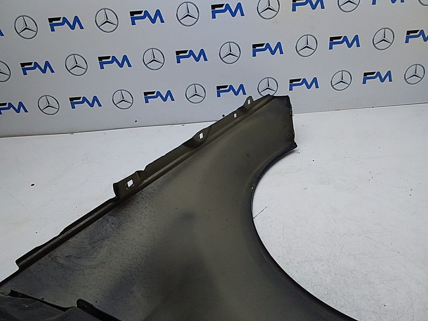 MERCEDES  C-CLASS W204 NS LEFT DRIVER SIDE WINGS 2008 FMW10