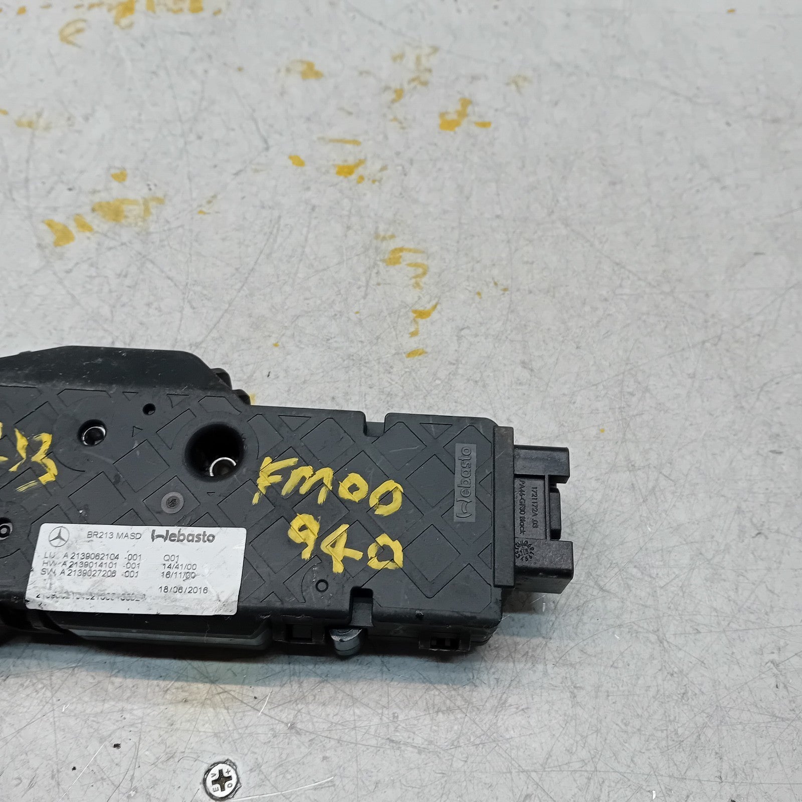 MERCEDES BENZ E-CLASS W213 2016 SUNROOF MOTOR  A2139062104 FM00940