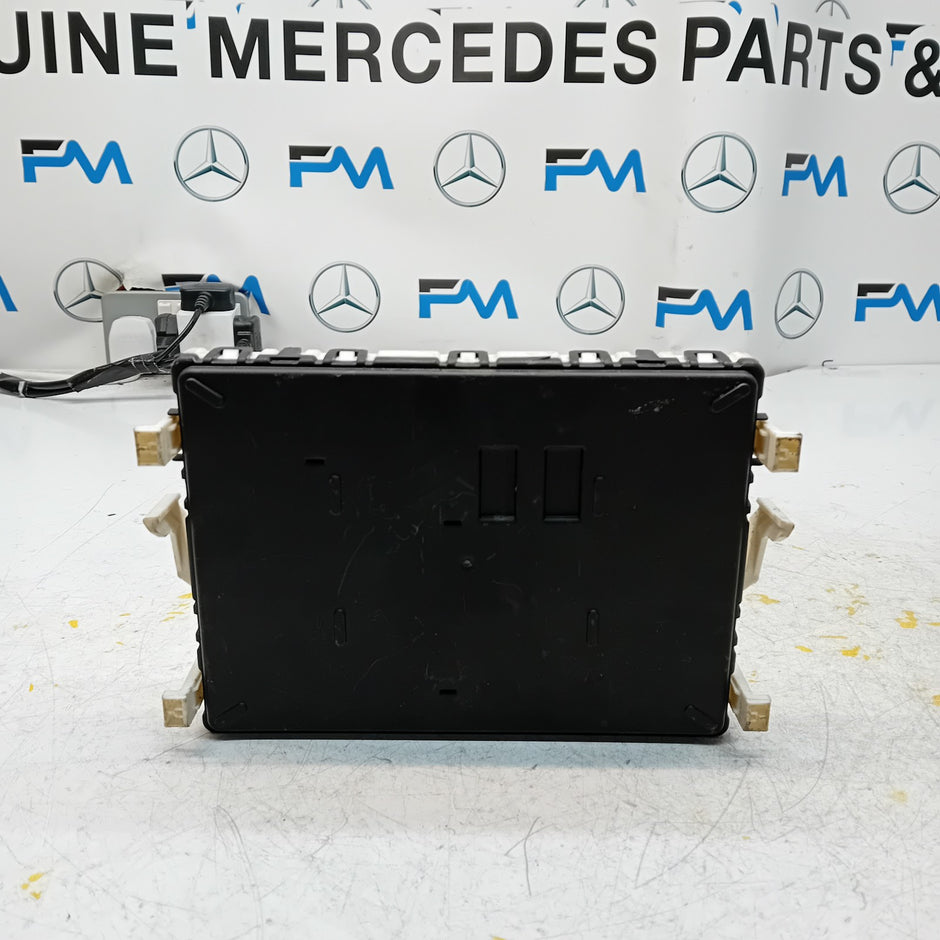 MERCEDES C-CLASS SAM CONTROL MODULE W205 A2059007339 FM00888