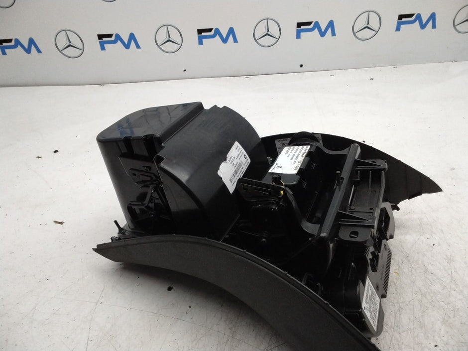 MERCEDES BENZ  A-CLASS W176 CENTRE  CONSOLE   A1766804800 FMK28