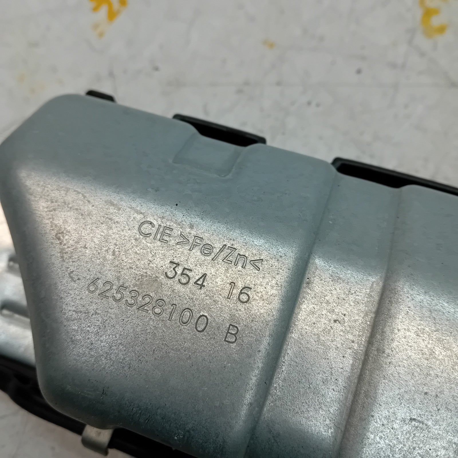 MERCEDES BENZ E-CLASS W213 DRIVER SIDE KNEE O/S/F AIRBAG A2138600302 FM00902