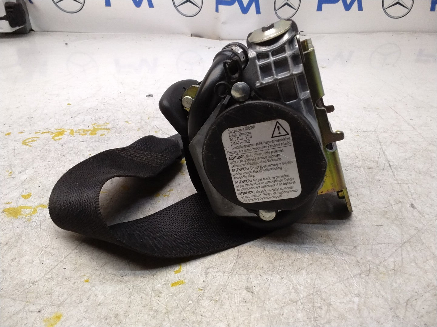 MERCEDES E CLASS SEAT BELT REAR RIGHT AND LEFT A207860398 C207 FMS457 NSR OSR