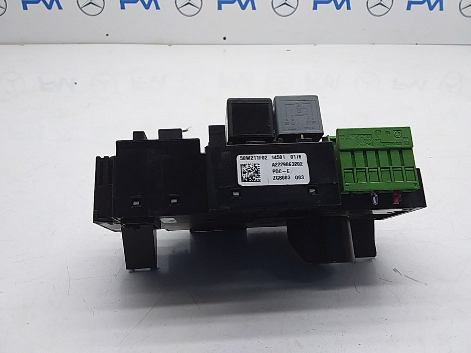 MERCEDES BENZ S-CLASS W222 FUSE BOX RELAY A2229063202 FMF75
