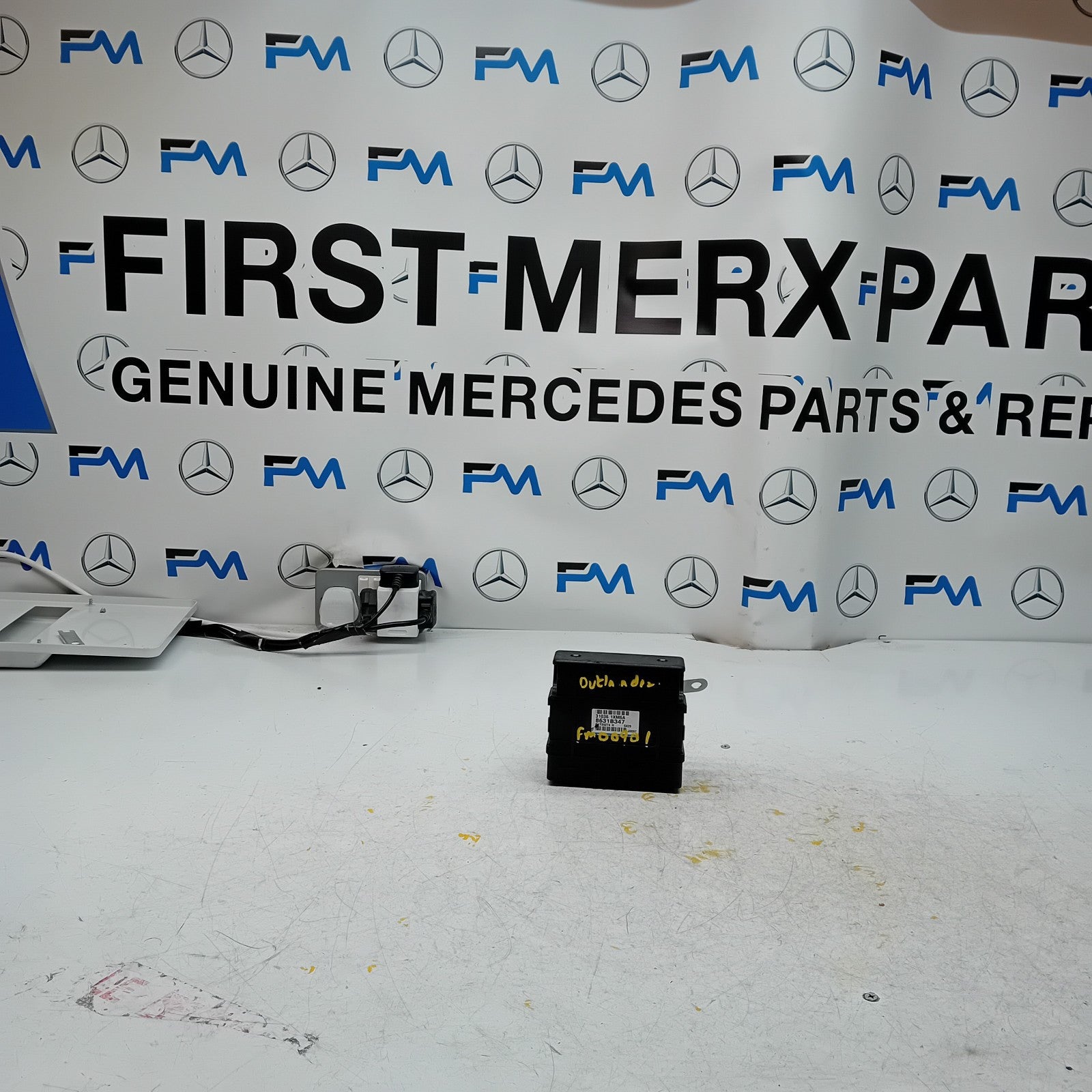MITSUBISHI OUTLANDER MK3 AUTOMATIC GEARBOX CONTROL MODULE UNIT  8631B347 FM00901