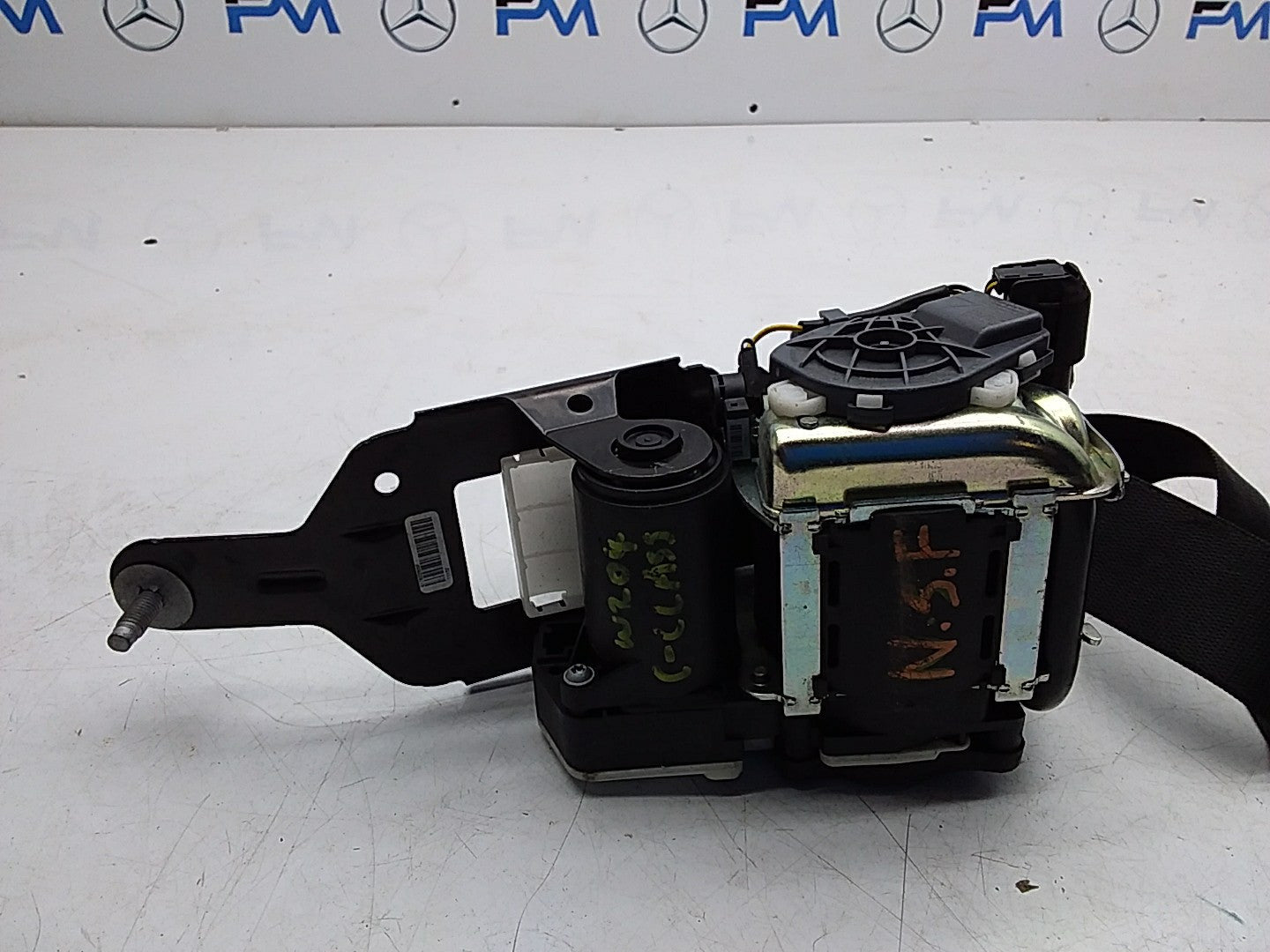 MERCEDES C-CLASS W204 SEAT BELT FRONT LEFT PASSENGER SIDE A2048602385 FMS222 NSF