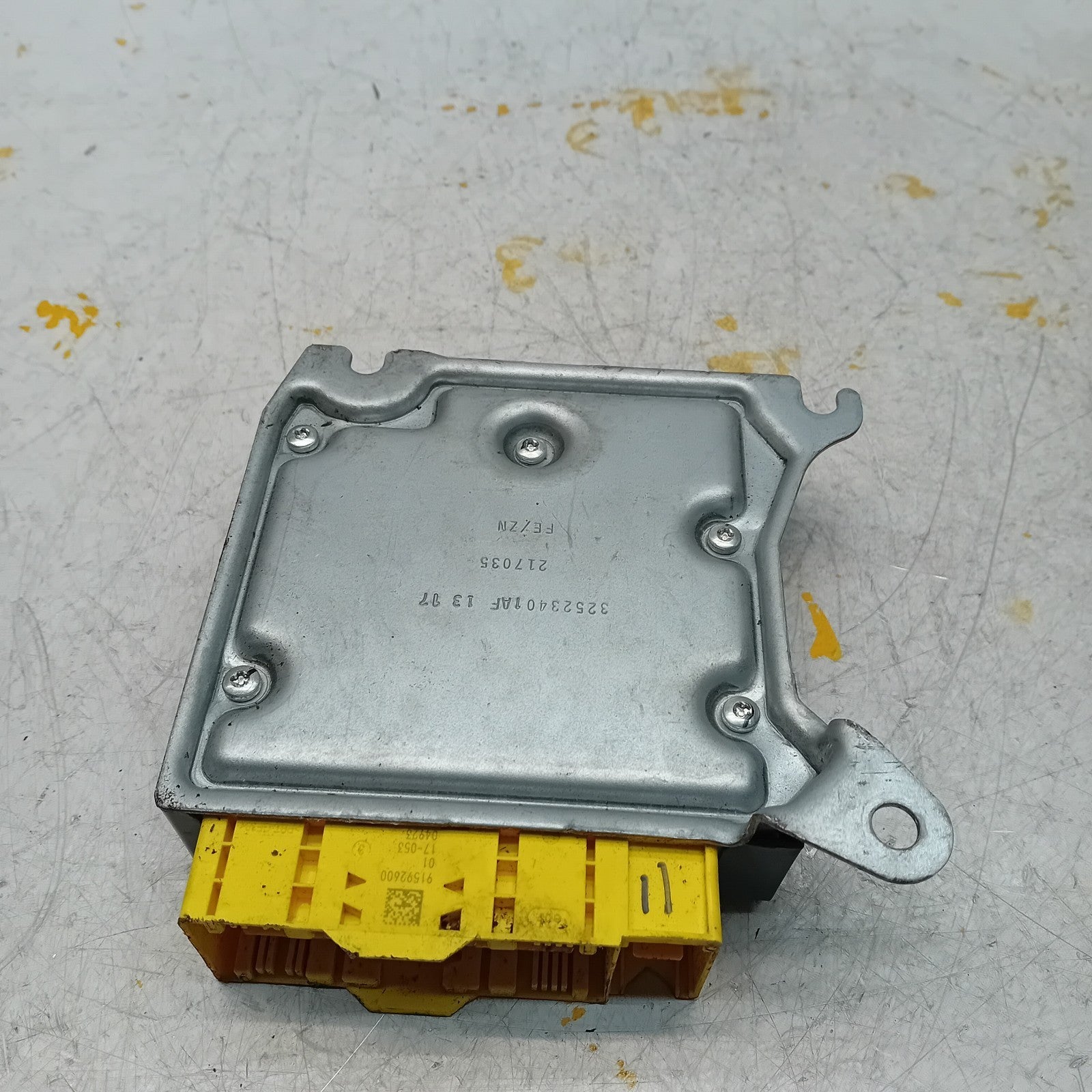MERCEDES C-CLASS AIRBAG CONTROL MODULE W205 A2059009527 FM001104