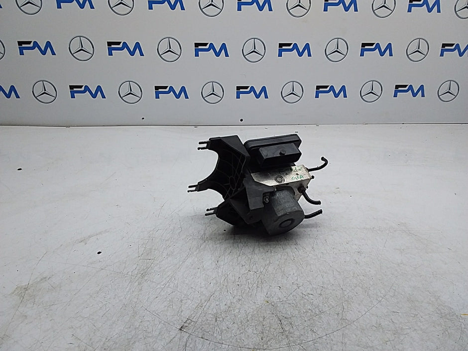 MERCEDES BENZ GLA CLASS ABS PUMP A0004312600 FMR12