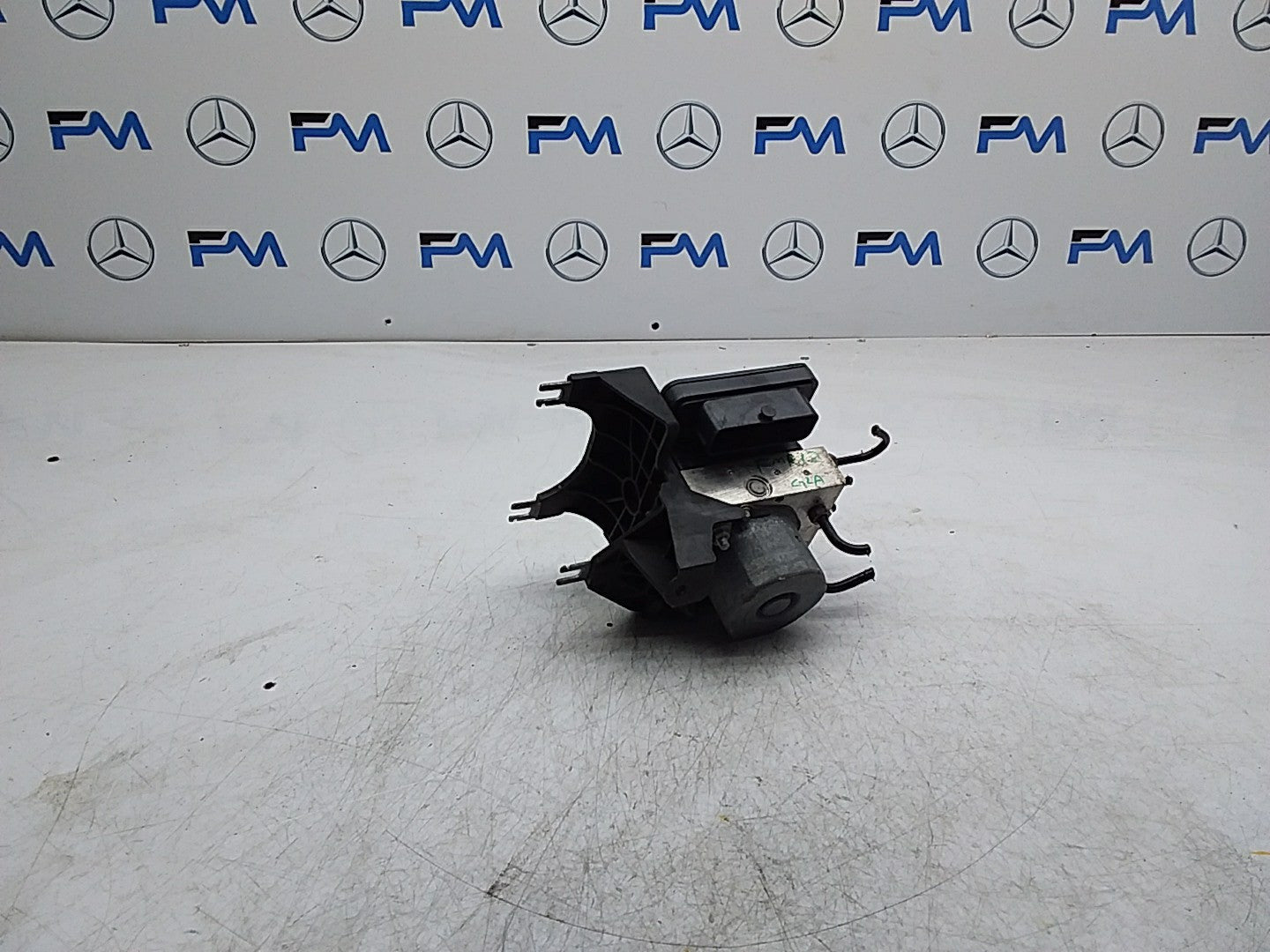MERCEDES BENZ GLA CLASS ABS PUMP A0004312600 FMR12