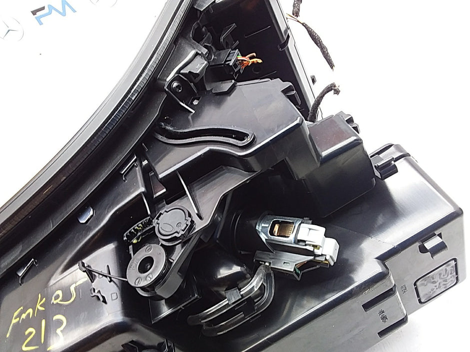 2016-2019 MERCEDES E CLASS W213 CENTRE  CONSOLE  A2139054603 FMK05