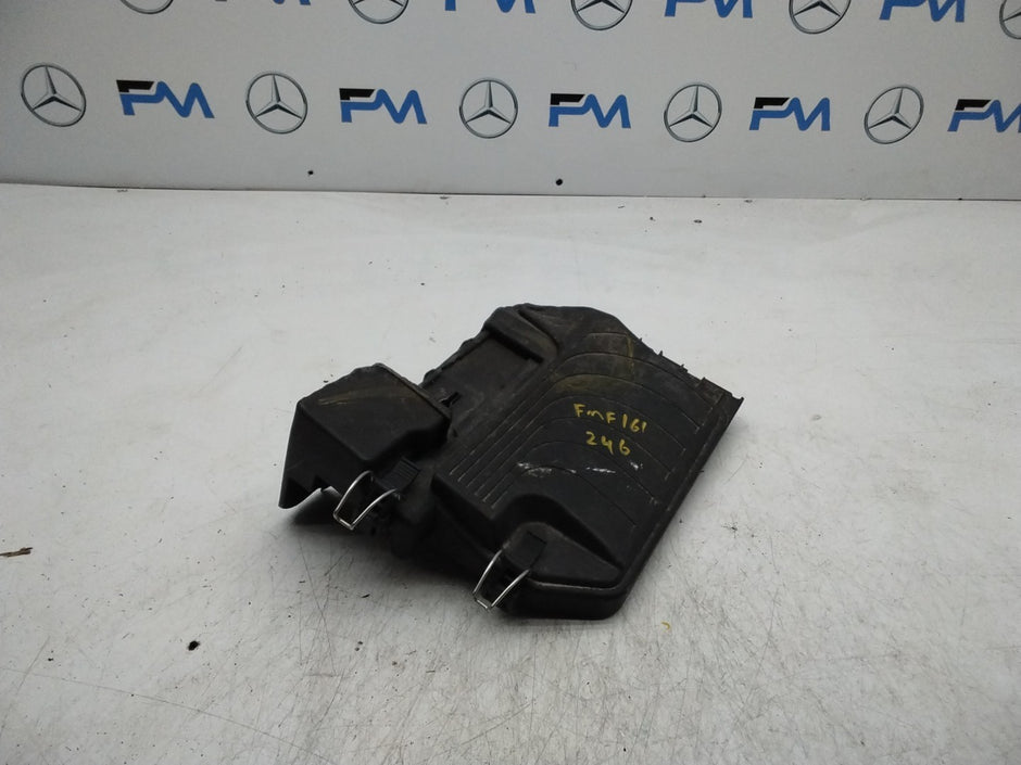 MERCEDES BENZ  B-CLASS  W246 FUSE RELAY  BOX LID A2465400182  FMF161 (DAMAGED) 