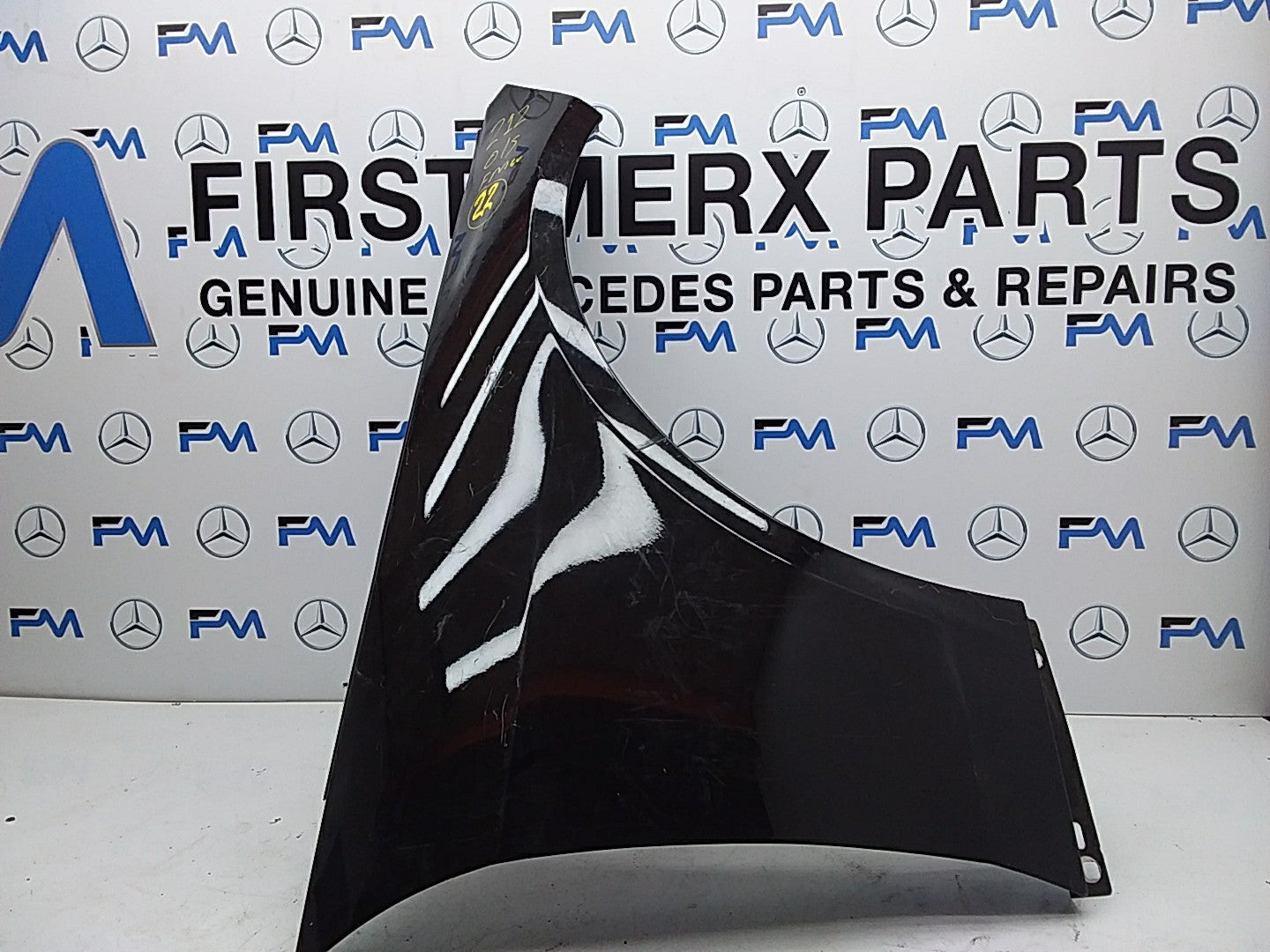MERCEDES  E-CLASS W212 OS RIGHT DRIVER SIDE WINGS FMW22 A2128800224 