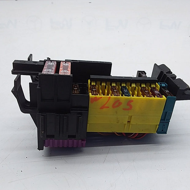 MERCEDES C CLASS FUSE RELAY BOX A2059067200 W205 2014-2021 FMF21