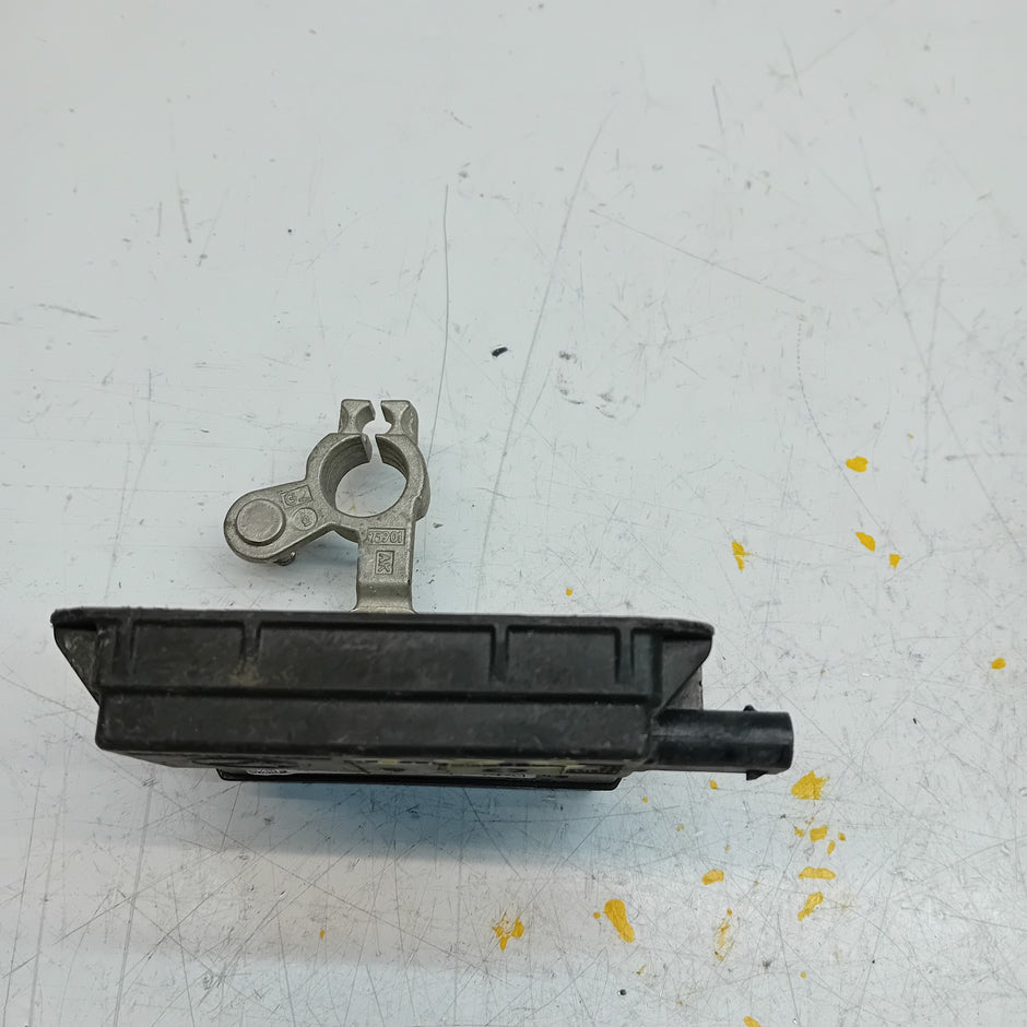 MERCEDES  C E CLASS W205 W213 NEGATIVE BATTERY CLAM TERMINAL A0009061505 FM00819