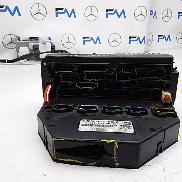 Mercedes E-CLASS W212 Fuse  Box RELAY A2129005812 FMF92 (DAMAGED)