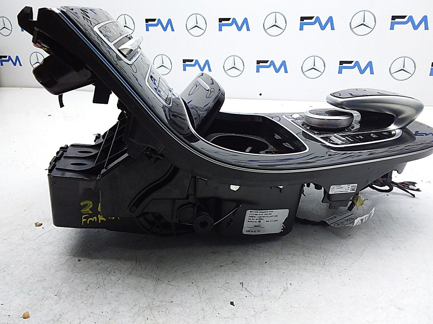 2016-2019 MERCEDES E CLASS W213 CENTRE  CONSOLE  A2135407521 FMK01