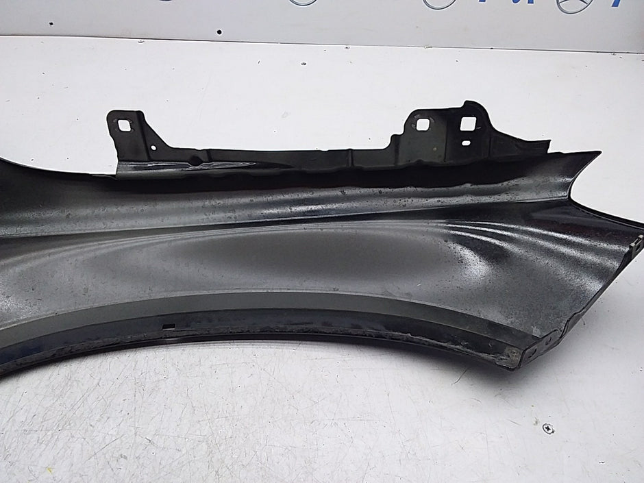 MERCEDES BENZ GLA W156 NEAR SIDE PASSENGER WINGS A1568810114 FMW01