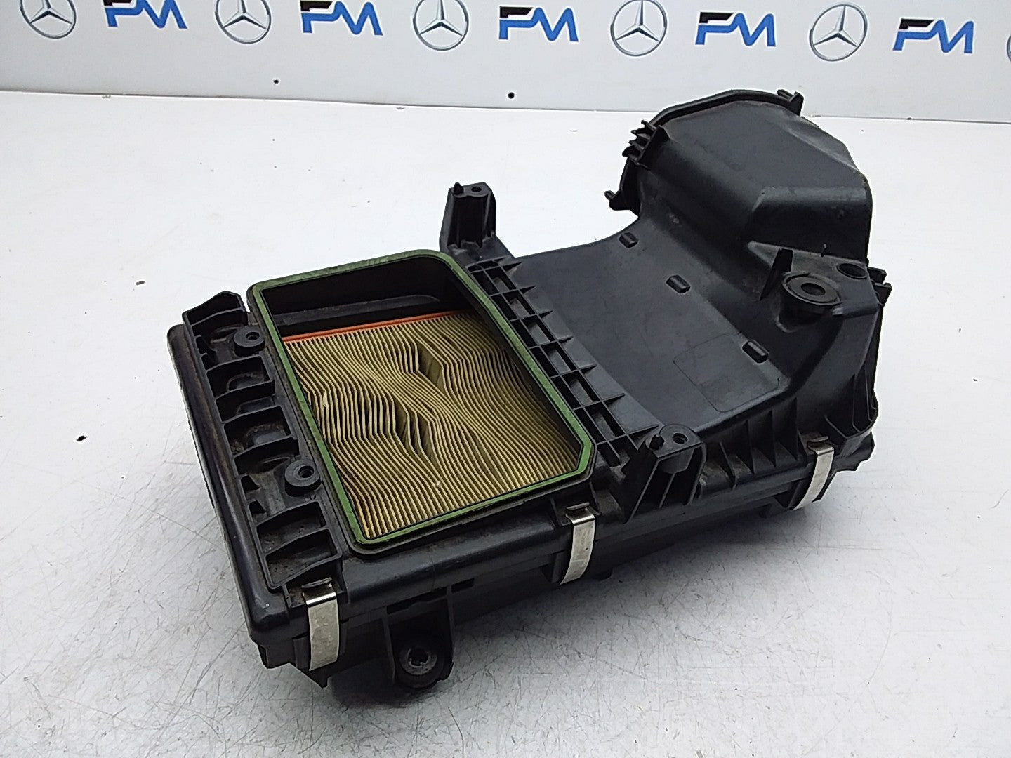 MERCEDES BENZ E-CLASS W213 AIR FILTER CLEANER BOX 2.0 P A6540900001 FMA47