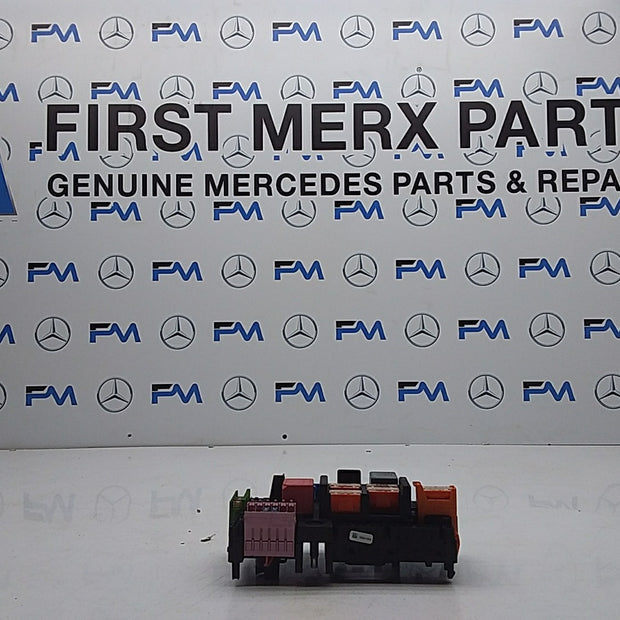 MERCEDES E-CLASS W213 2016 ONWARDS FUSE RELAY BOX A2139068801  FMF59