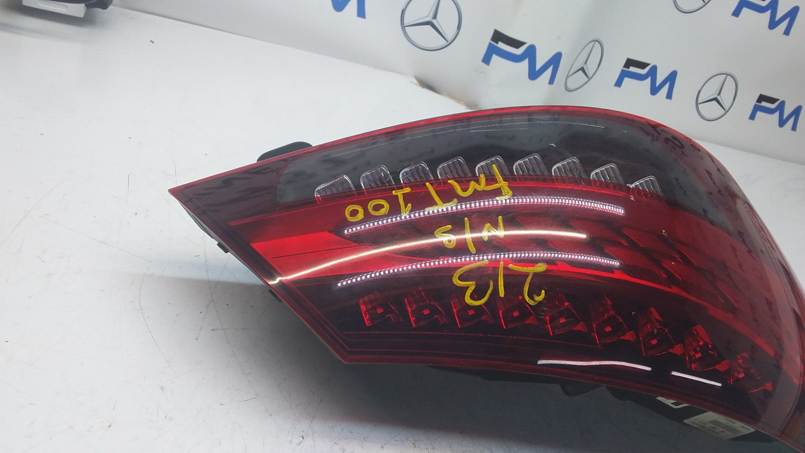 MERCEDES E-CLASS W213 PASSENGER SIDE NS REAR TAIL LIGHT A2139065109 2020 FMT100