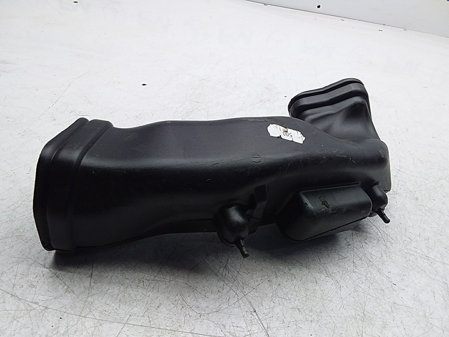 MERCEDES BENZ S-CLASS W222 AIR INTAKE TUBE A2228311146 FMI60