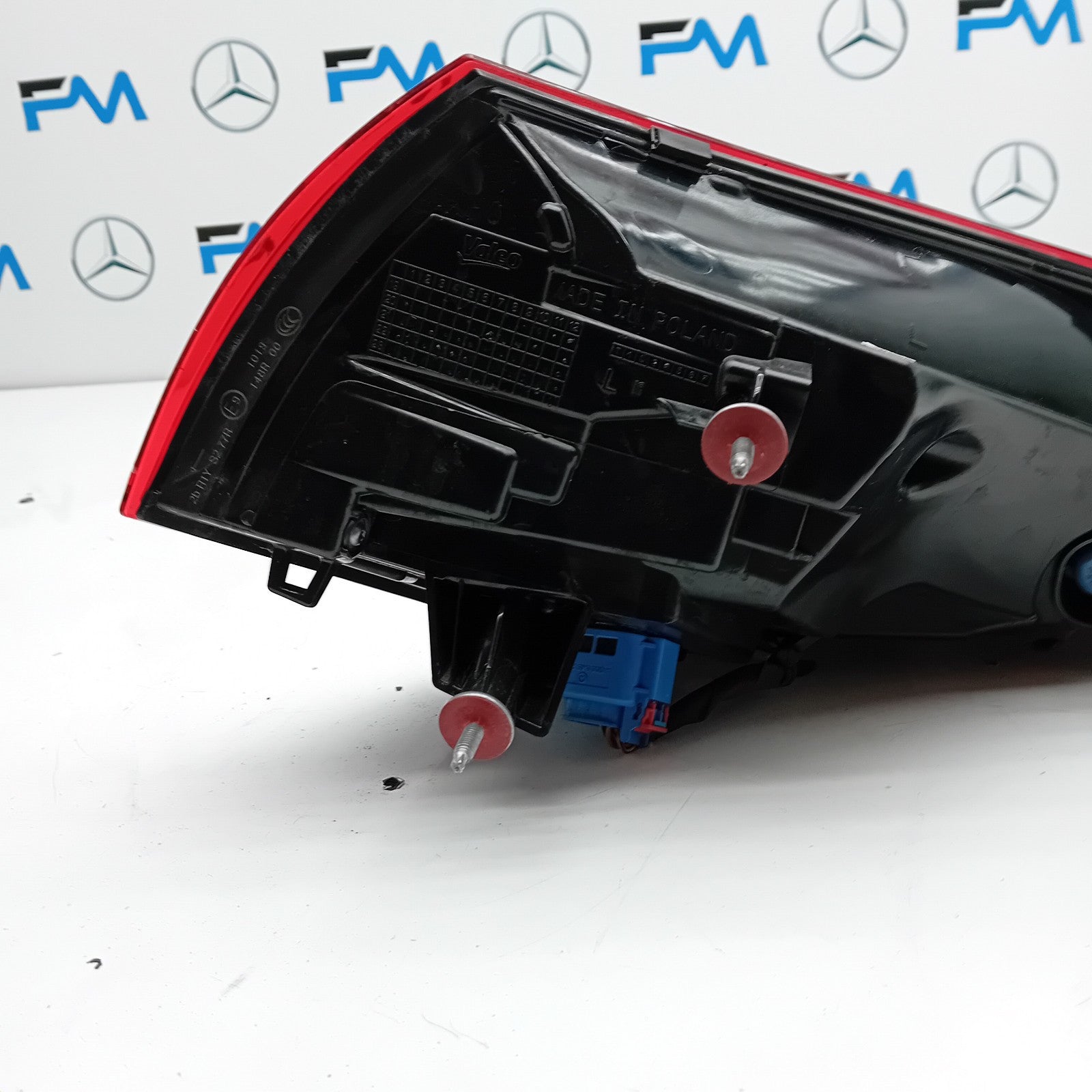 MERCEDES C-CLASS W206 PASSENGER SIDE NS REAR TAIL LIGHT FMT175 A2069060301