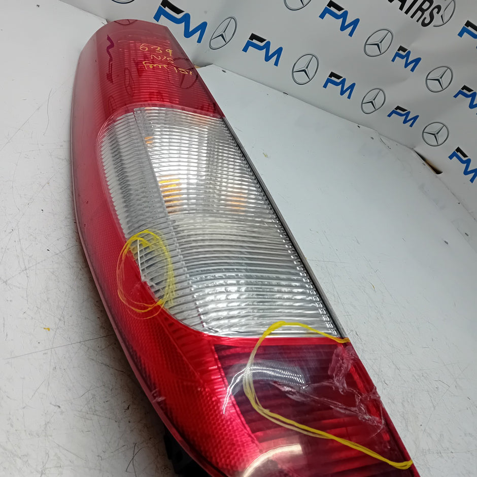 MERCEDES VITO W639 2004-14 PASSENGER NS OUTER REAR TAIL LIGHT 964678-00 FMT151
