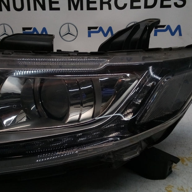 MITSUBISHI OUTLANDER MK3 2015 HEADLIGHT PASSENGER NS LEFT L0094I 086Q FMH169