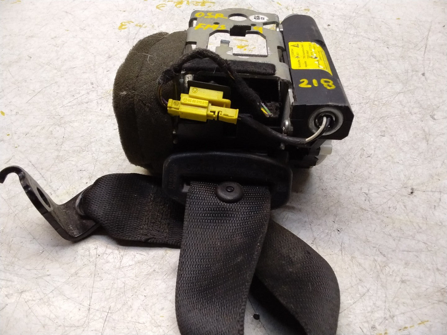 MERCEDES CLS CLASS C218 SEAT BELT REAR RIGHT COUPE  A2188600285 FMS379 OSR