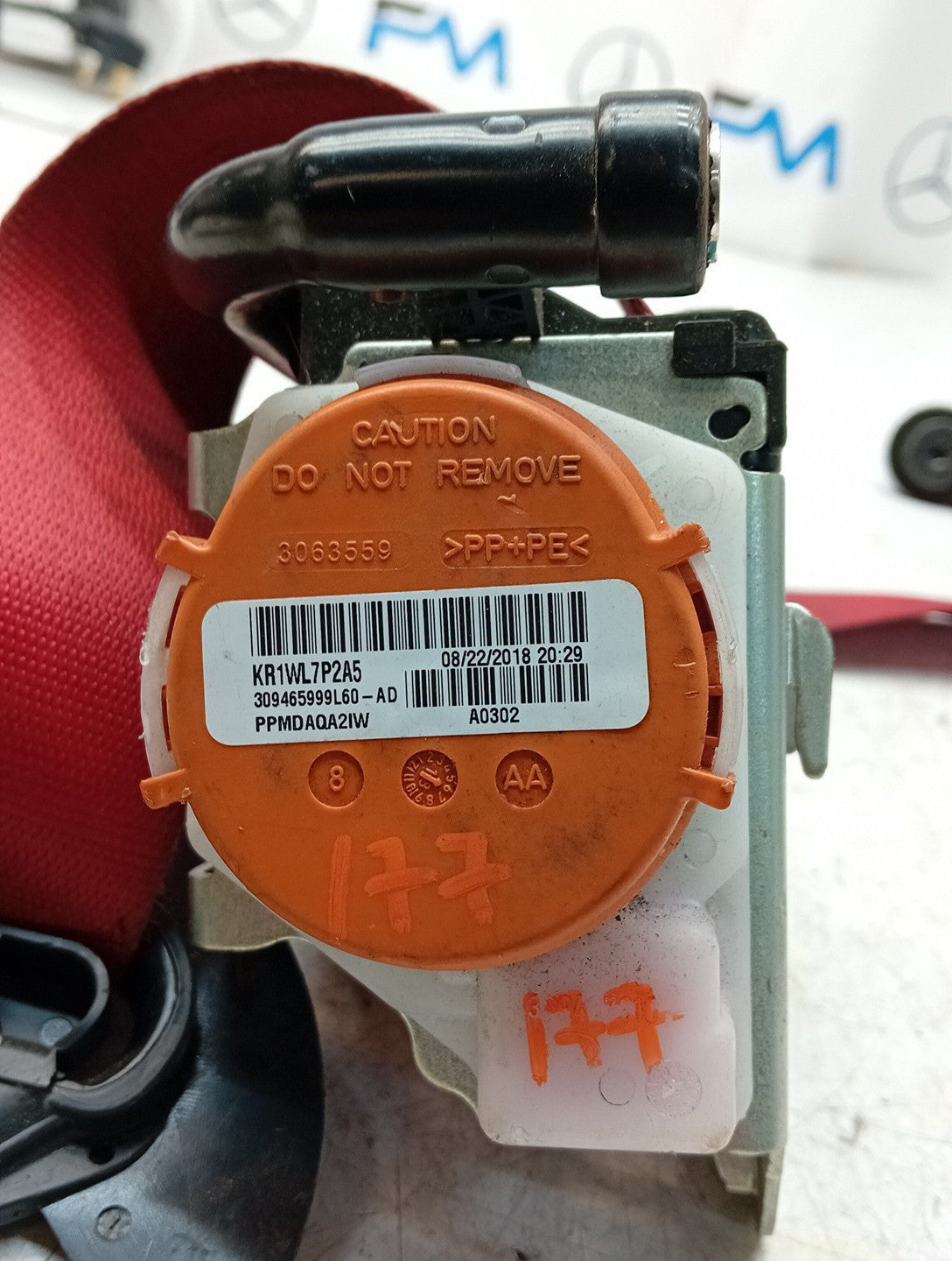 MERCEDES A-CLASS  FRONT RIGHT SEAT BELT WITH PRETENSIONER A1778600800 FMS82 OSF