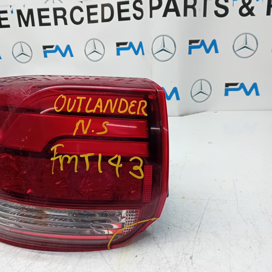 MITSUBISHI OUTLANDER MK3 2015-19 PASSENGER SIDE NS OUTER REAR TAIL LIGHT FMT143