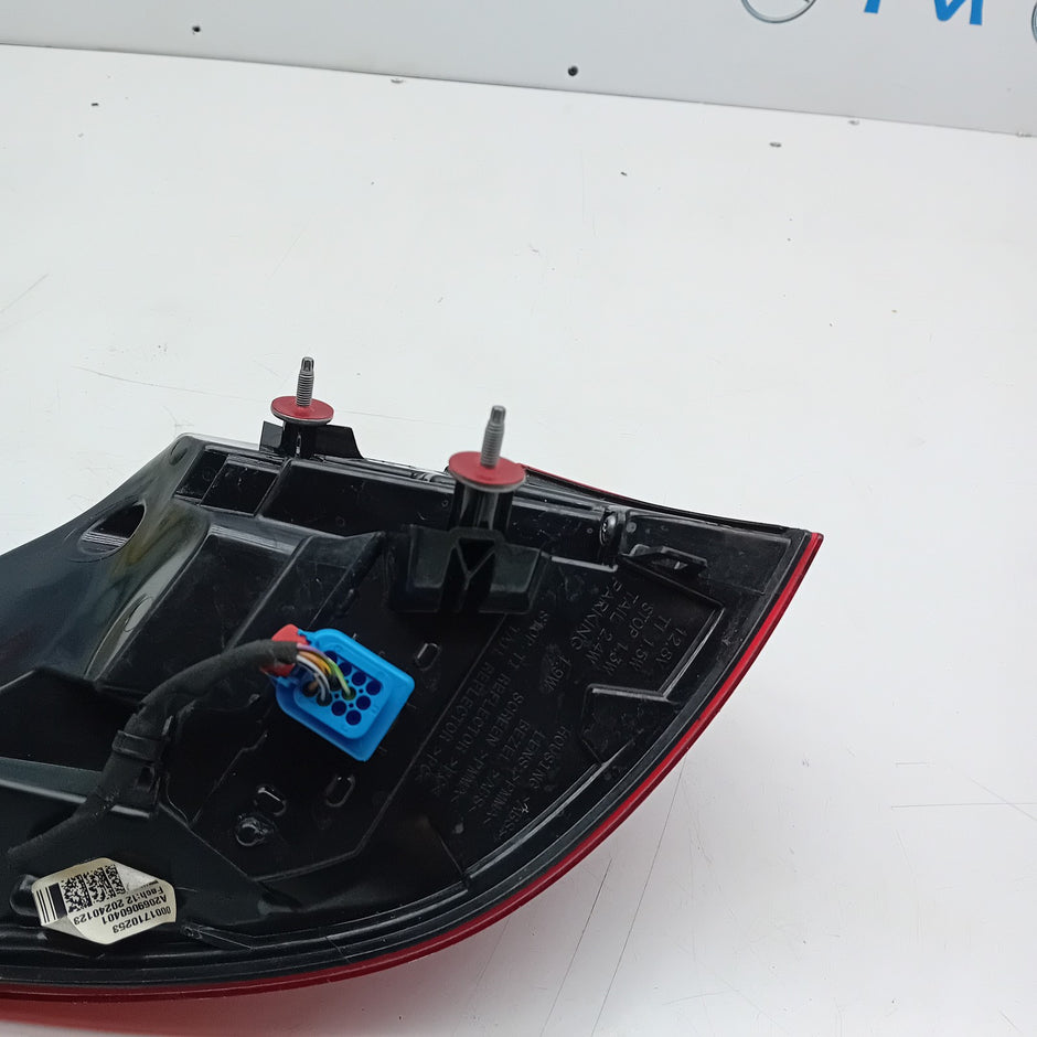 MERCEDES C-CLASS W206 DRIVER  SIDE OS REAR TAIL LIGHT FMT174 2024 A2069060401