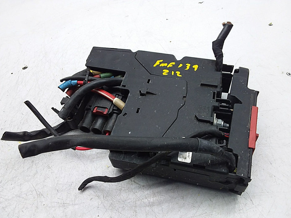 Mercedes E-CLASS 2009 W212 Fuse Relay Junction Box A2125400581 FMF139