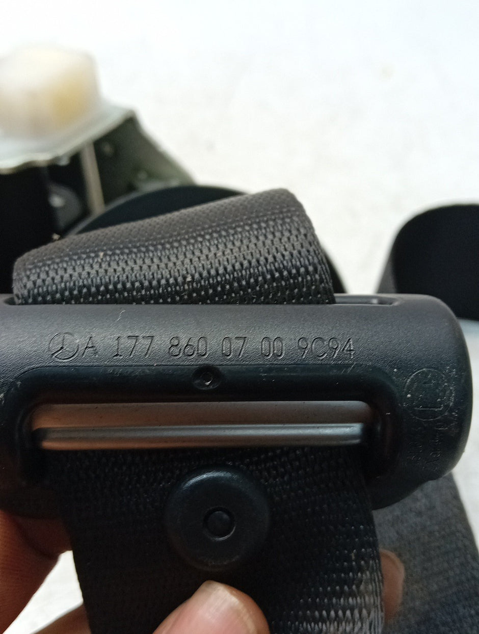 MERCEDES A CLASS  FRONT LEFT SEAT BELT WITH PRETENSIONER A1778600700 FMS75 NSF