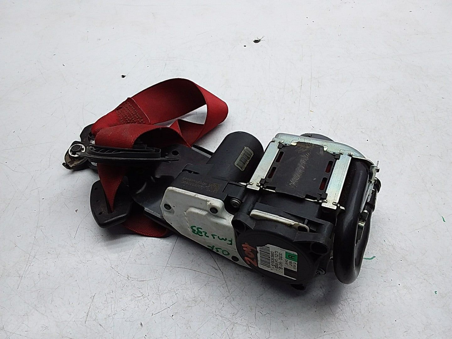 MERCEDES C-CLASS W204 SEAT BELT FRONT RIGHT DRIVER SIDE A2048602485 FMS233 OSF