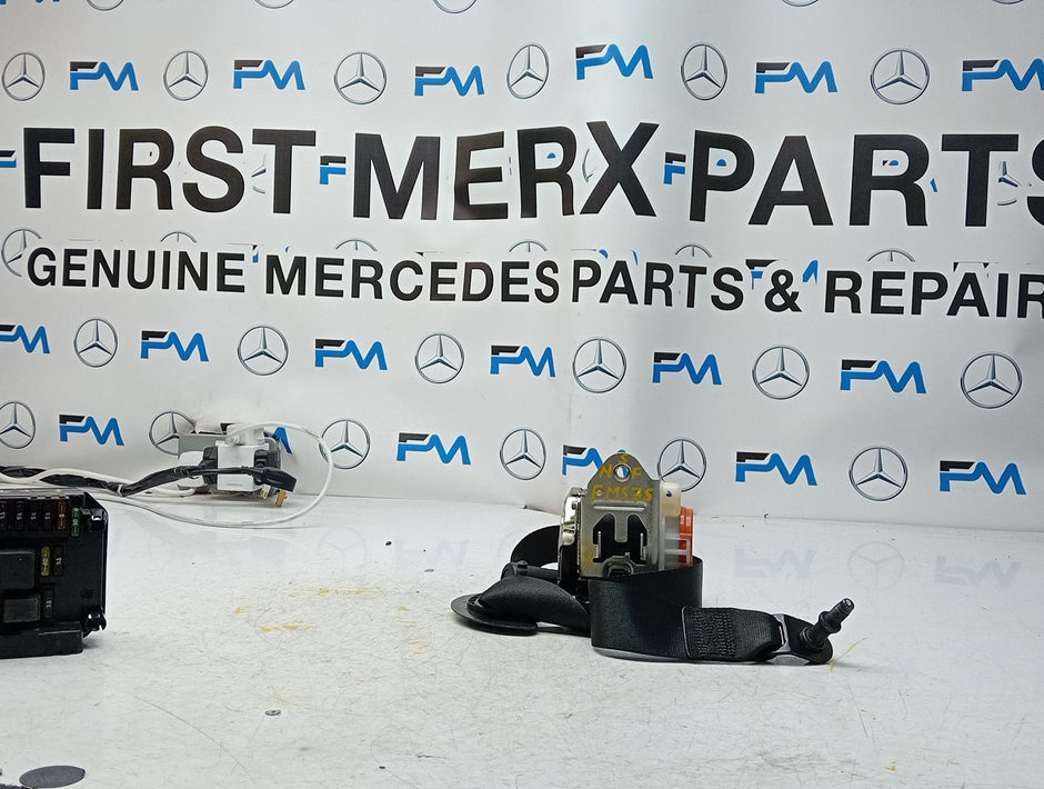 MERCEDES A CLASS  FRONT LEFT SEAT BELT WITH PRETENSIONER A1778600700 FMS75 NSF