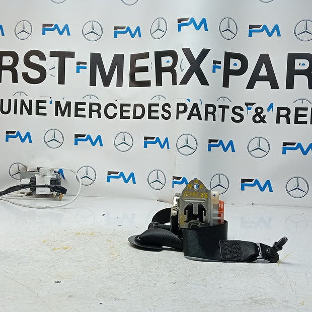 MERCEDES A CLASS  FRONT LEFT SEAT BELT WITH PRETENSIONER A1778600700 FMS75 NSF