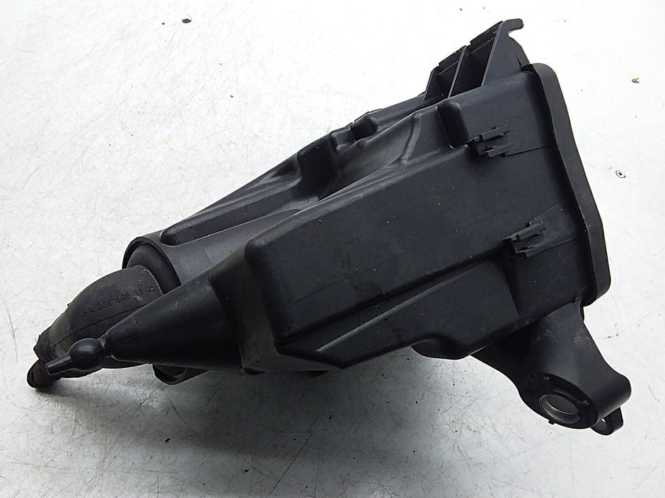 Mercedes C-CLASS  W205 Fuse Relay Junction Box A2059981301 FMF144