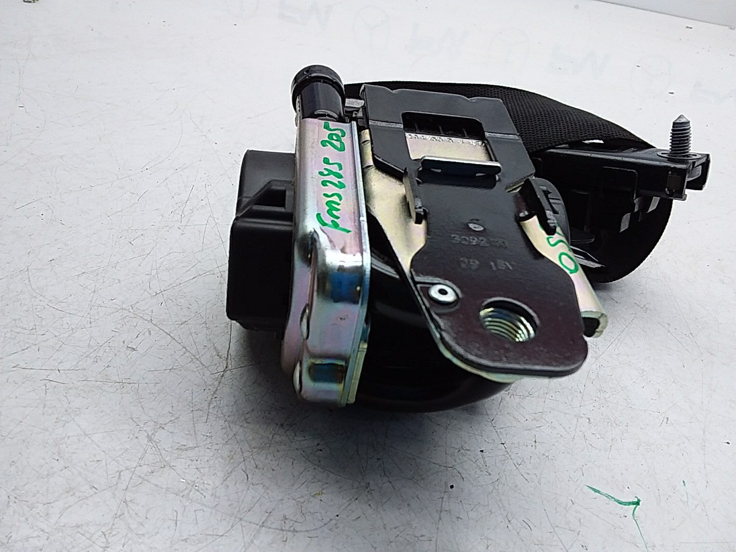 MERCEDES C-CLASS W205 SEAT BELT REAR RIGHT DRIVER SIDE A2058600285 FMS285 OSR