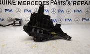 Mercedes C-CLASS W205 Fuse Relay Junction Box A2135400750 FM001038